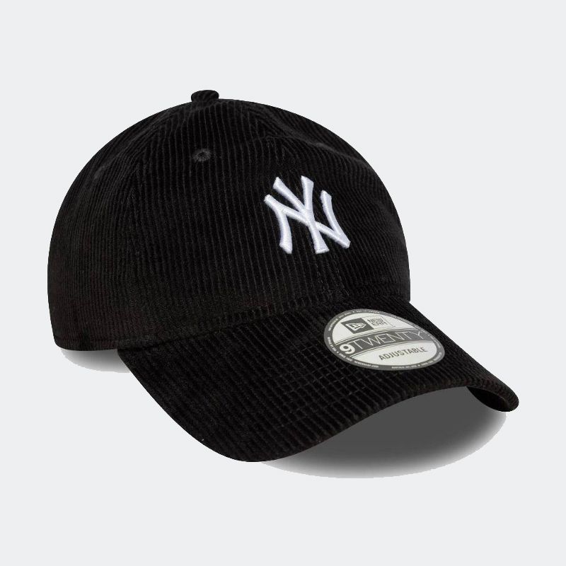 New Era New York Yankees MLB Corduroy Black 9TWENTY Adjustable Cap for Adults