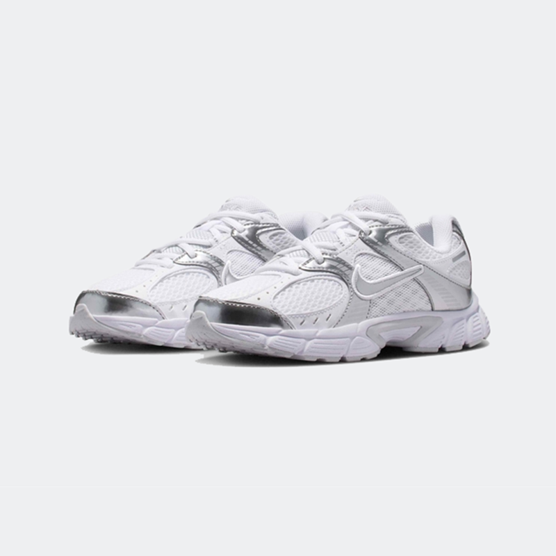 Nike V5 RNR Sneakers for Kids