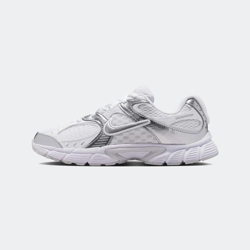 Nike V5 RNR Sneakers for Kids